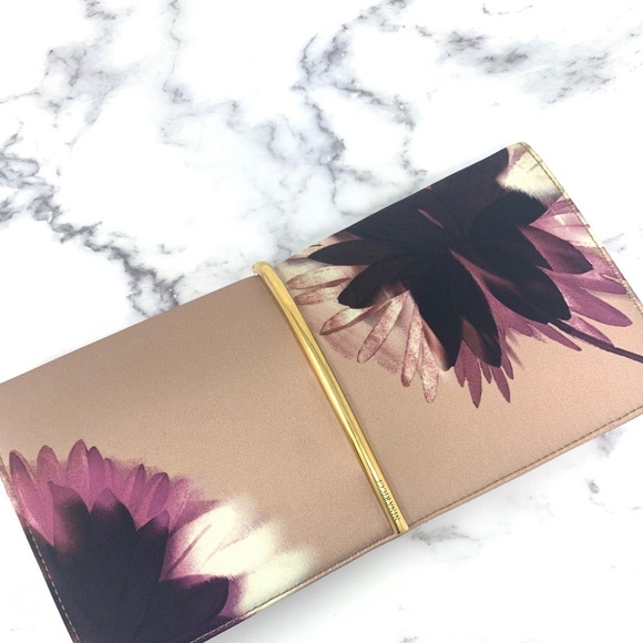 Nina Ricci Floral Arc Clutch - Picture 1 of 16